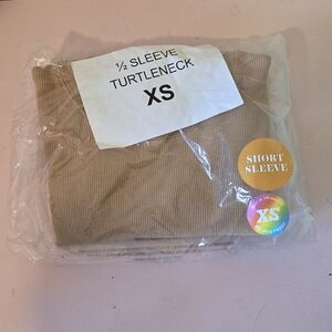 Big Bud Press Tan 1/2 Sleeve Turtleneck